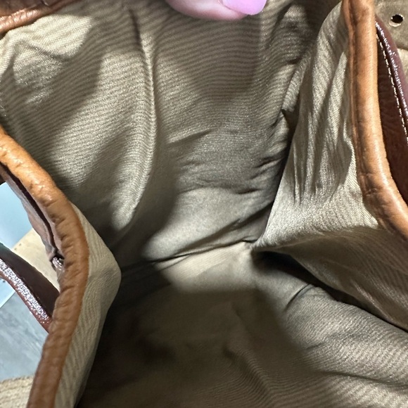 LAND Leather Goods Sling Bag Made in Columbia 100% Leather EUC - Picture 3 of 6